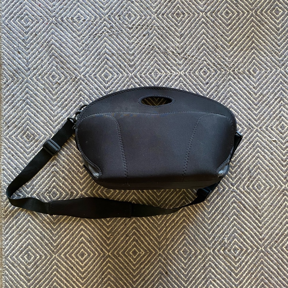 BUILT Neoprene Camera Bag